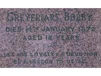 The wording on Bobby's grave.
